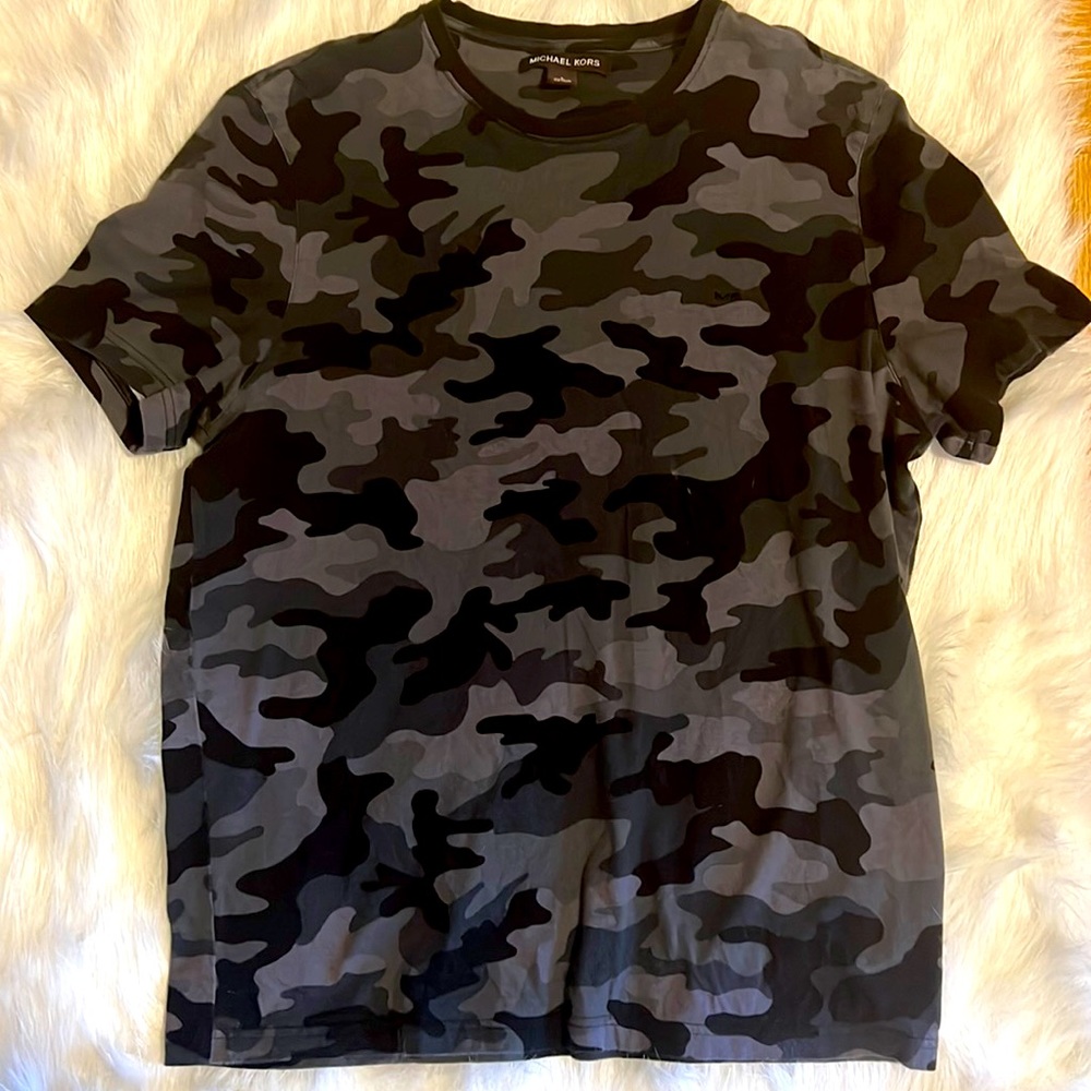 Michael Kors. Size large